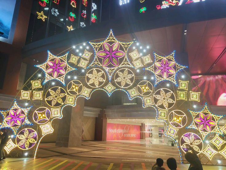 Festive Décor